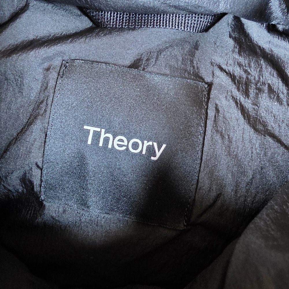 Theory Aaron Washer Nylon 2 Mens S Black Nylon Puffer Vest L0977417 - Picture 2 of 13
